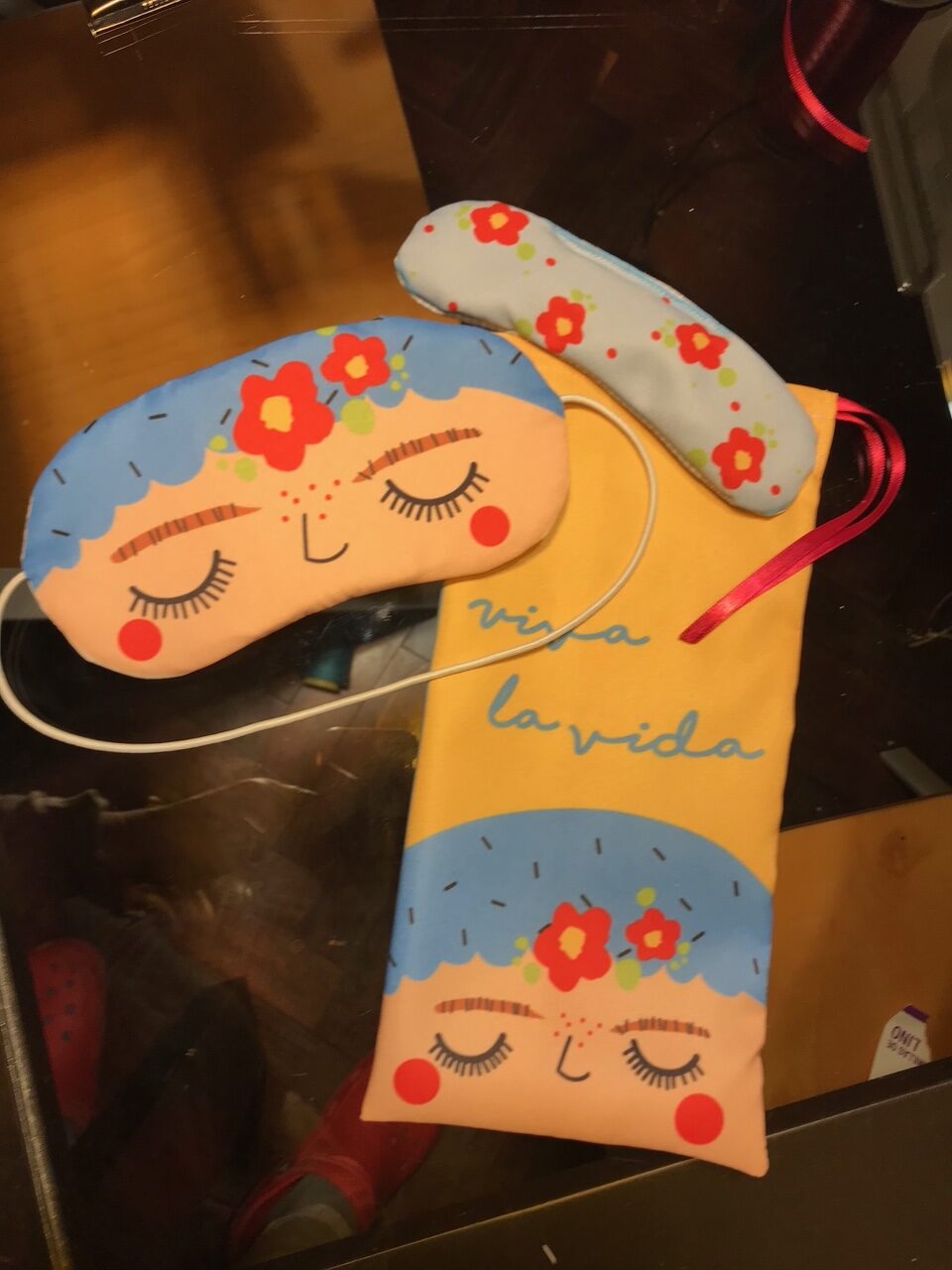 tapaojos con bolsa de semillas